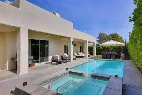 Casa Santa Fe-Pool-4br/2.5ba
