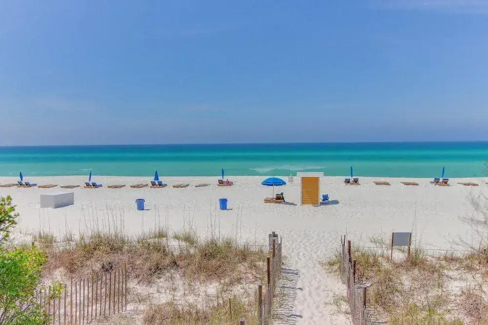 Aqua Vista Condominiums