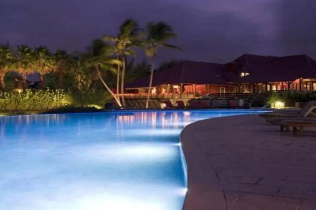 Le Cap Est Lagoon Resort & Spa