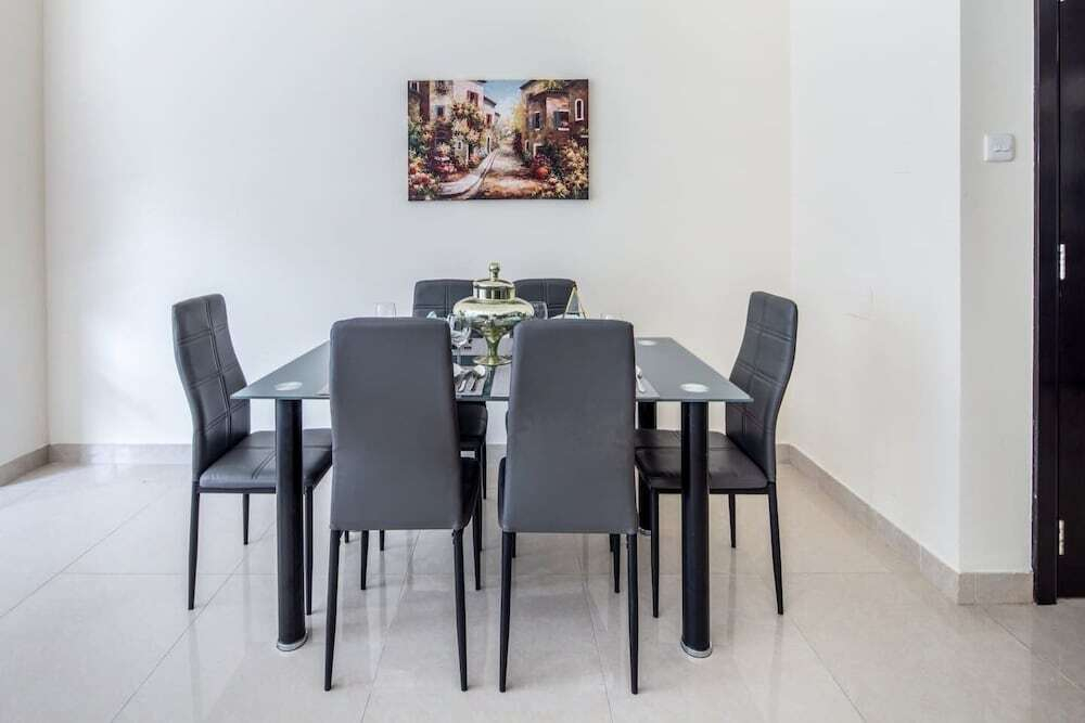 1BR Apartment in Dubai Marina Amazing Balcony