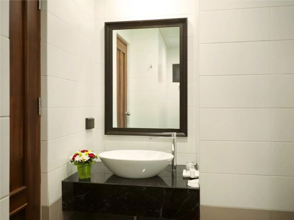 Mangrove Prestige Hotel