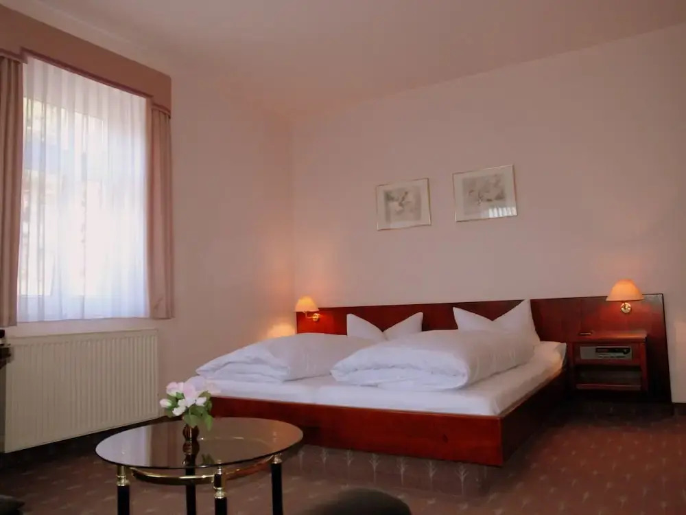 Waldhotel & Restaurant Bergschlösschen