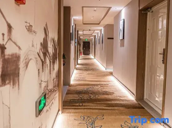 Rugao Yunlai Jurong Hotel