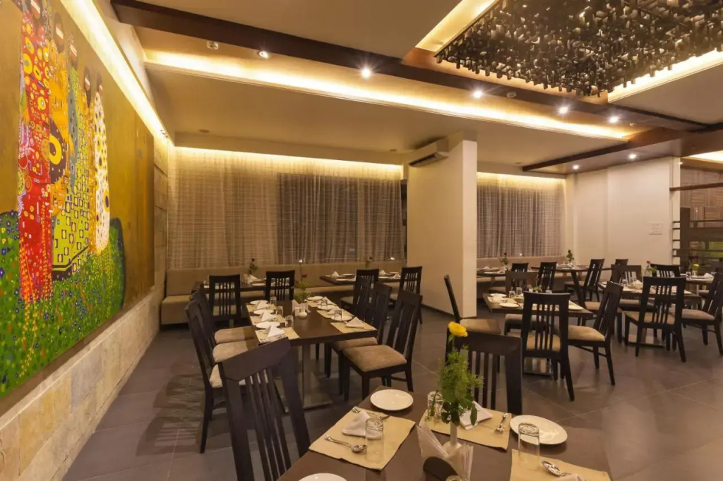 Hotel Chaitali - Pure Veg