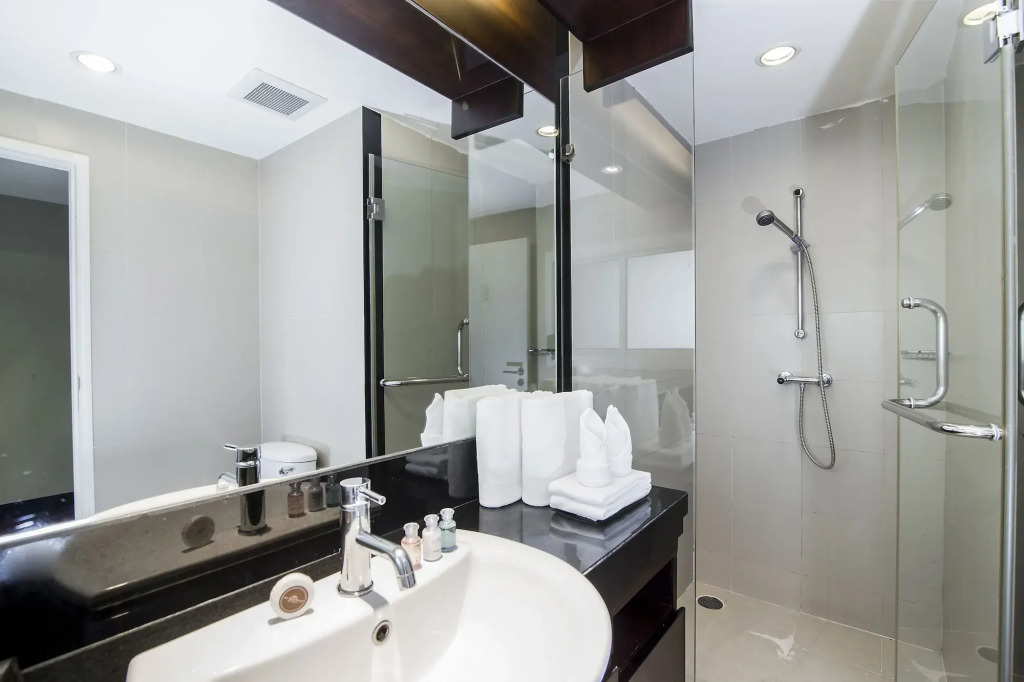 The Narathiwas Hotel & Residence Sathorn Bangkok