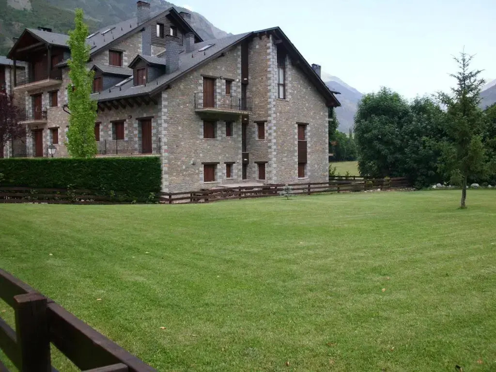 Apartamentos Nevados 28123