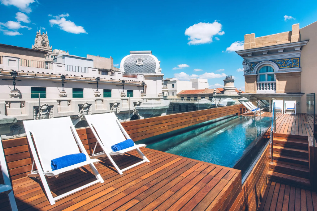 Отель Iberostar Las Letras Gran Via