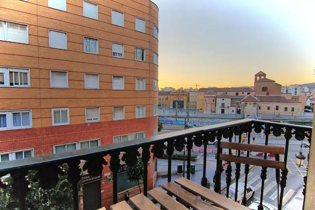 Room with balcony Malaga center