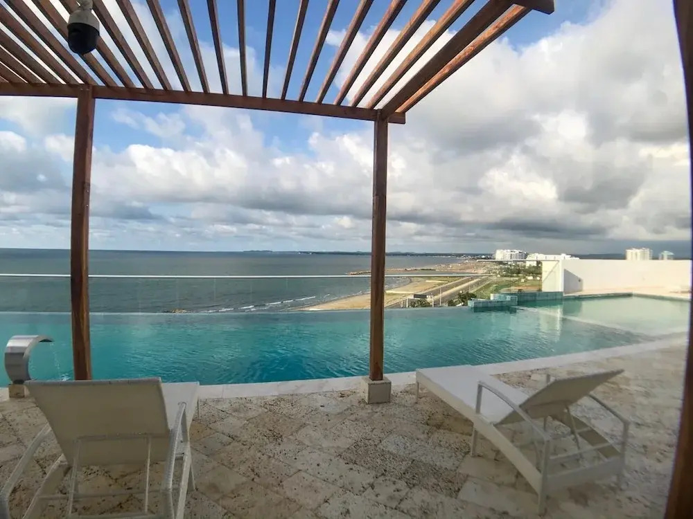 Ocean Drive Club House- Cartagena