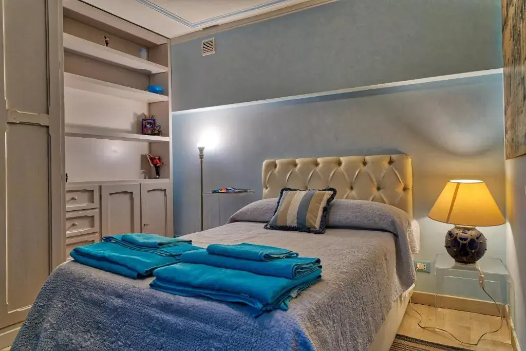 Luxury Apartment and Charm Sea View Isola Bella