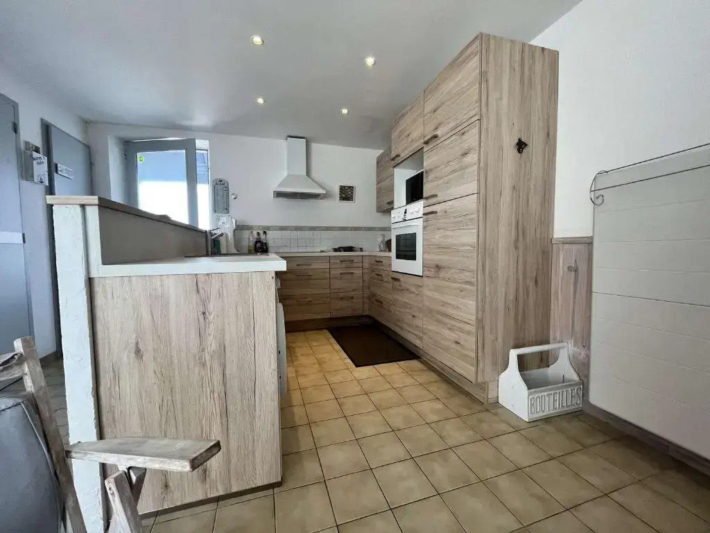 Maison La Guérinière, 4 pièces, 6 personnes - FR-1-224B-42