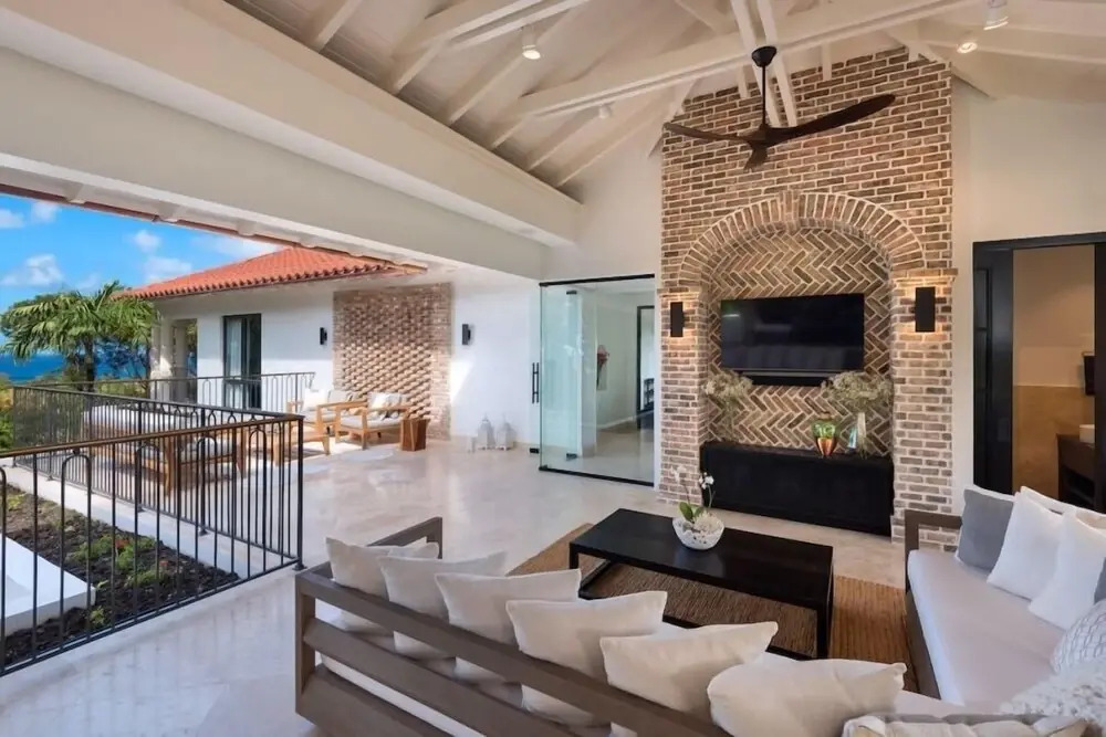 Villa Elsewhere
