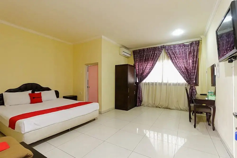 Reddoorz Near Pantai Padang