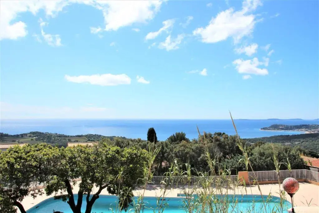 Studio Pool House Vue Mer A 180° - Sea View- Wifi
