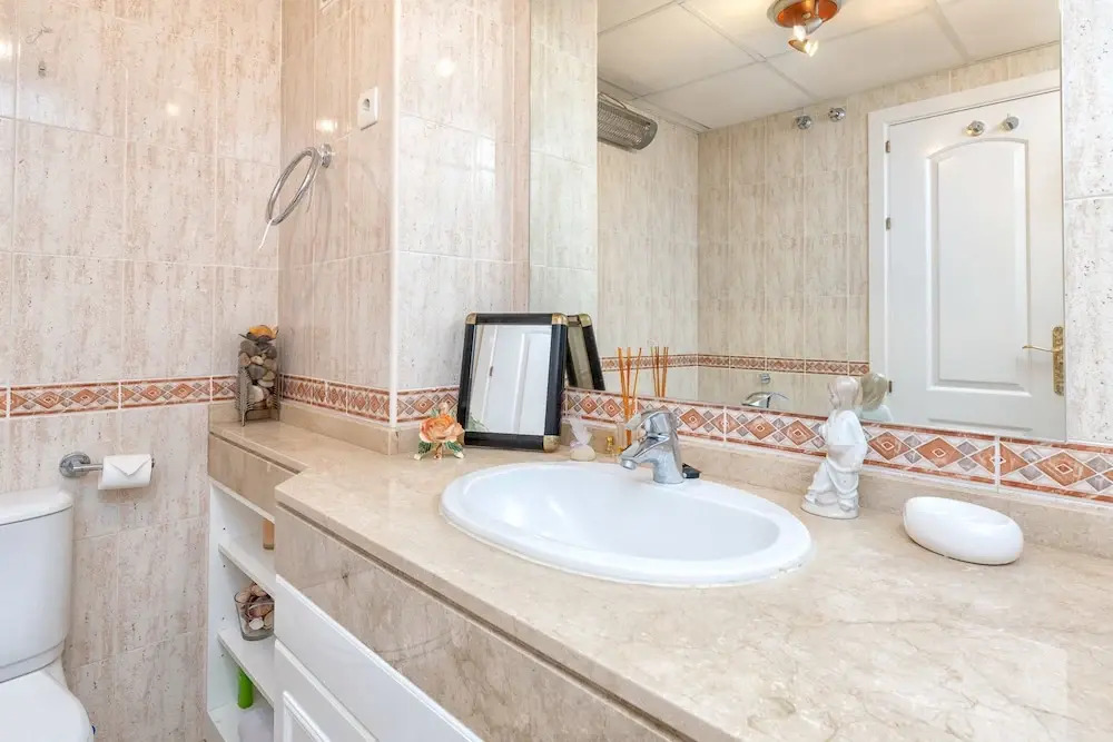 Costa Quebrada - Beachfront 3BR Apartment With Huge Terrace & Sea Views