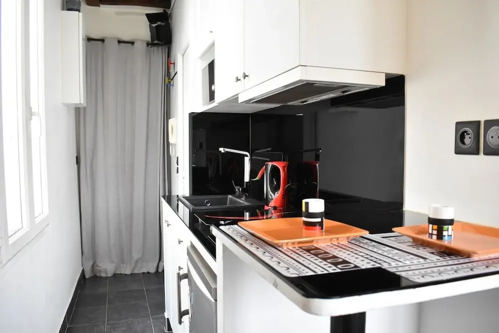Studio Apartment in Saint-germain-des-prés & Saint-michel