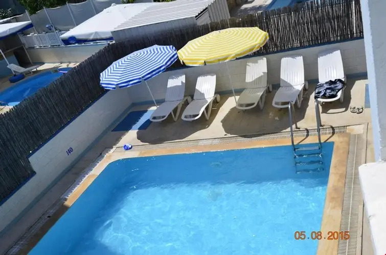 Cemre Otel