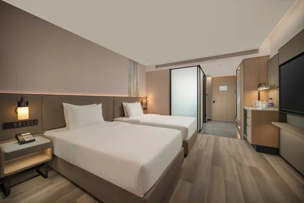 Holiday Inn Yiwu Center by IHG