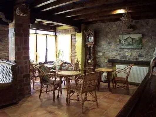Hotel Intriago I & II
