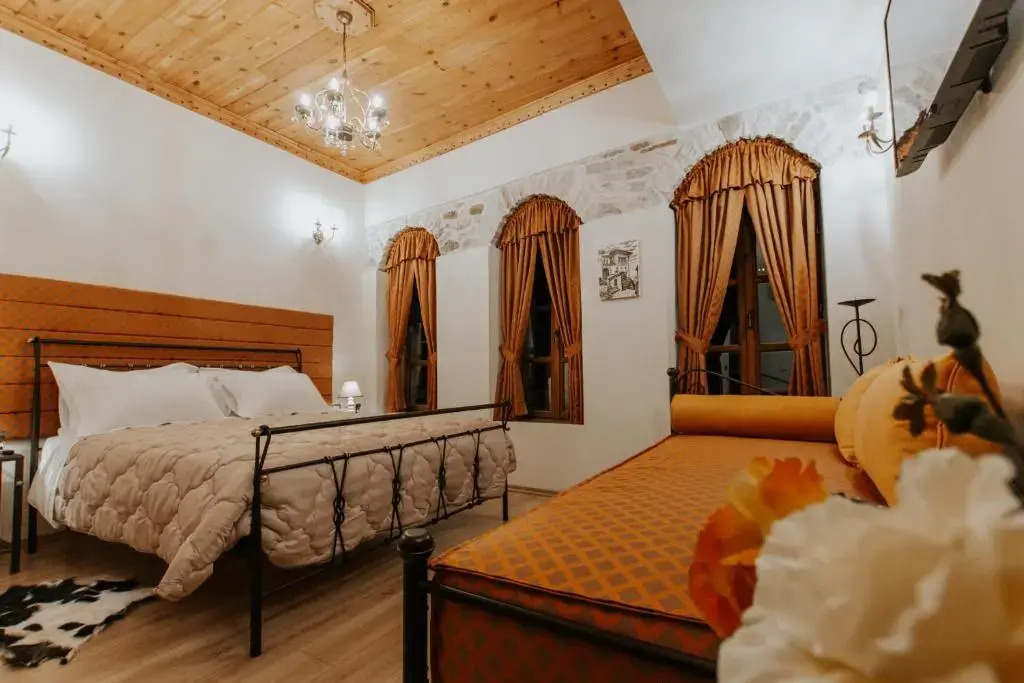Hotel SS KEKEZI