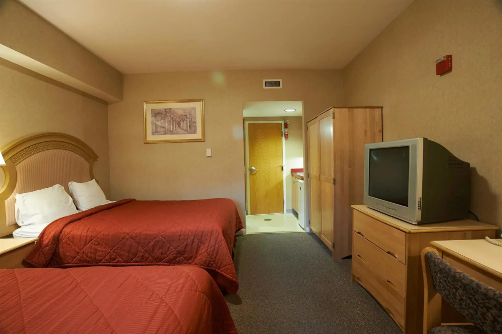 Hillside Inn