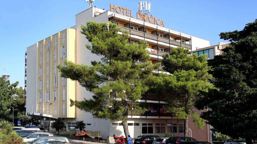 Hotel Dražica - Hotel Resort Dražica