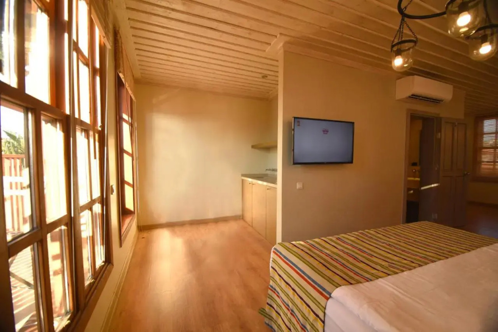 Alp Pasa Gazetta - Special Class
