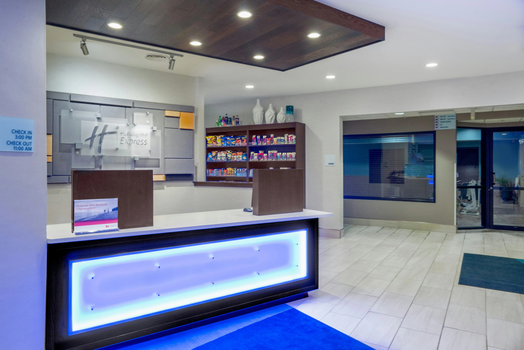 Holiday Inn Express Hotel Howe / Sturgis by IHG