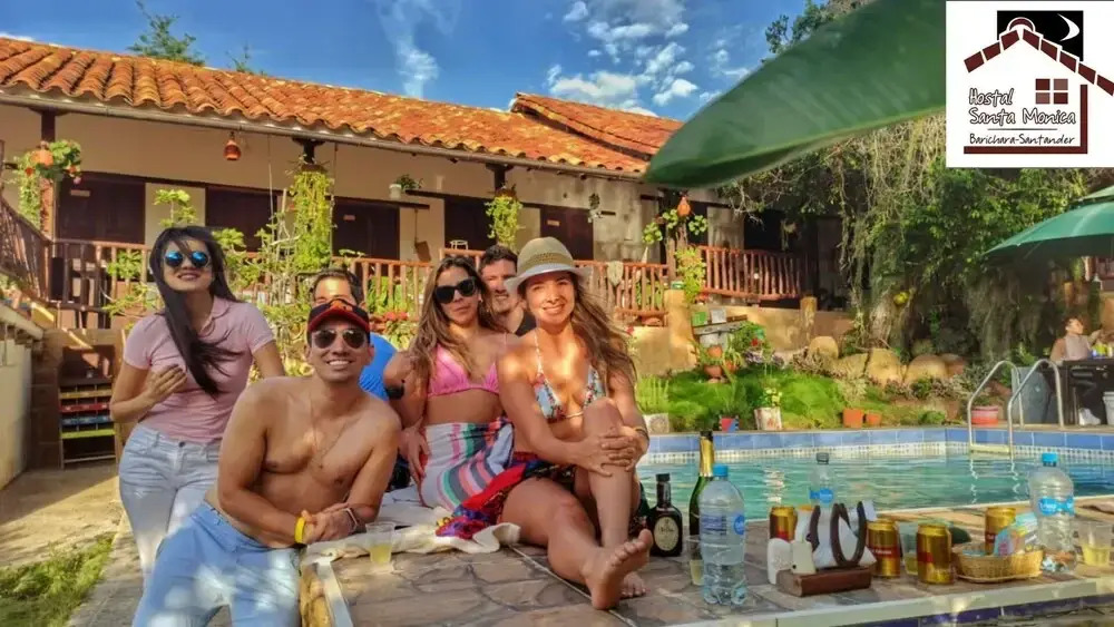 Santa Monica Barichara-con piscina y parqueadero