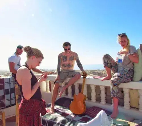 Wave rider hostel