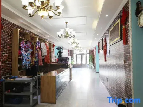 Xuegu Jinze Cold Spring Town (China Xuegu Scenic Area)