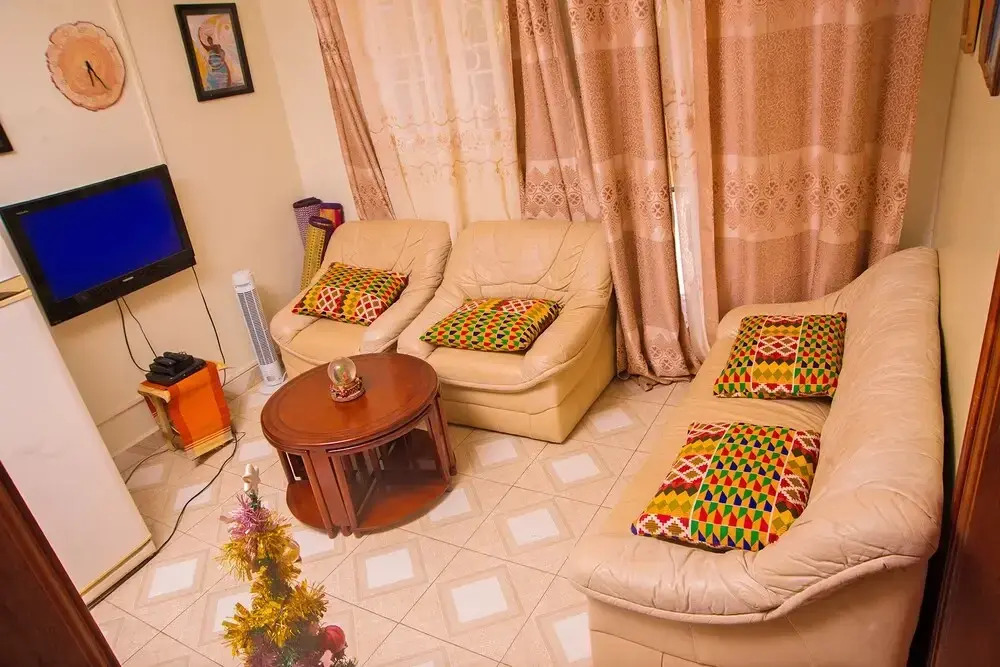 3 Bed House - Sleeps 8 Wifi Parking Pets