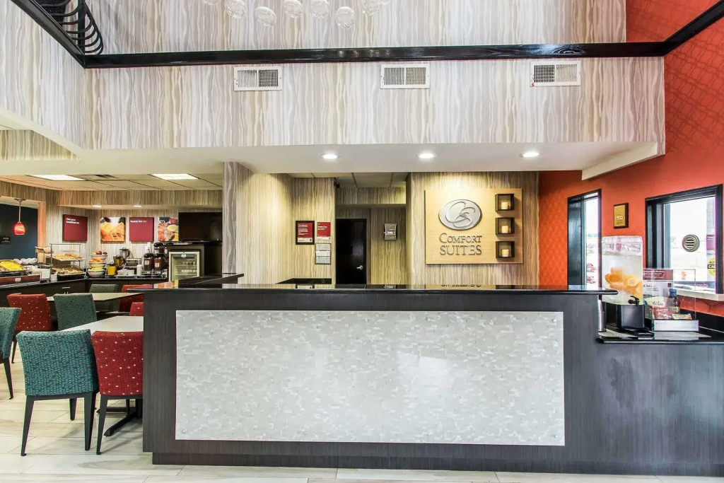 Comfort Suites Fairgrounds West