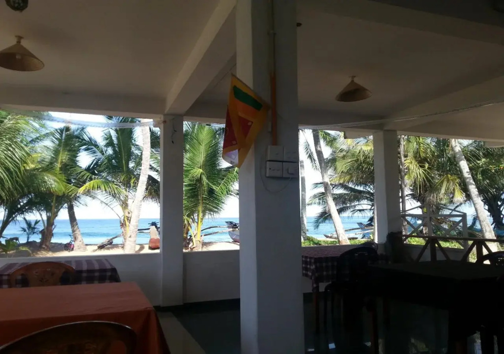 Sun Sea Family House Tangalle