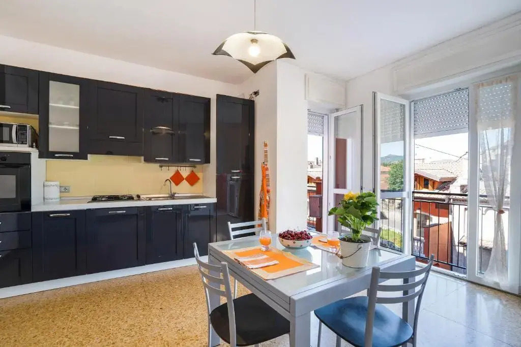Iris Apartment Lago Maggiore