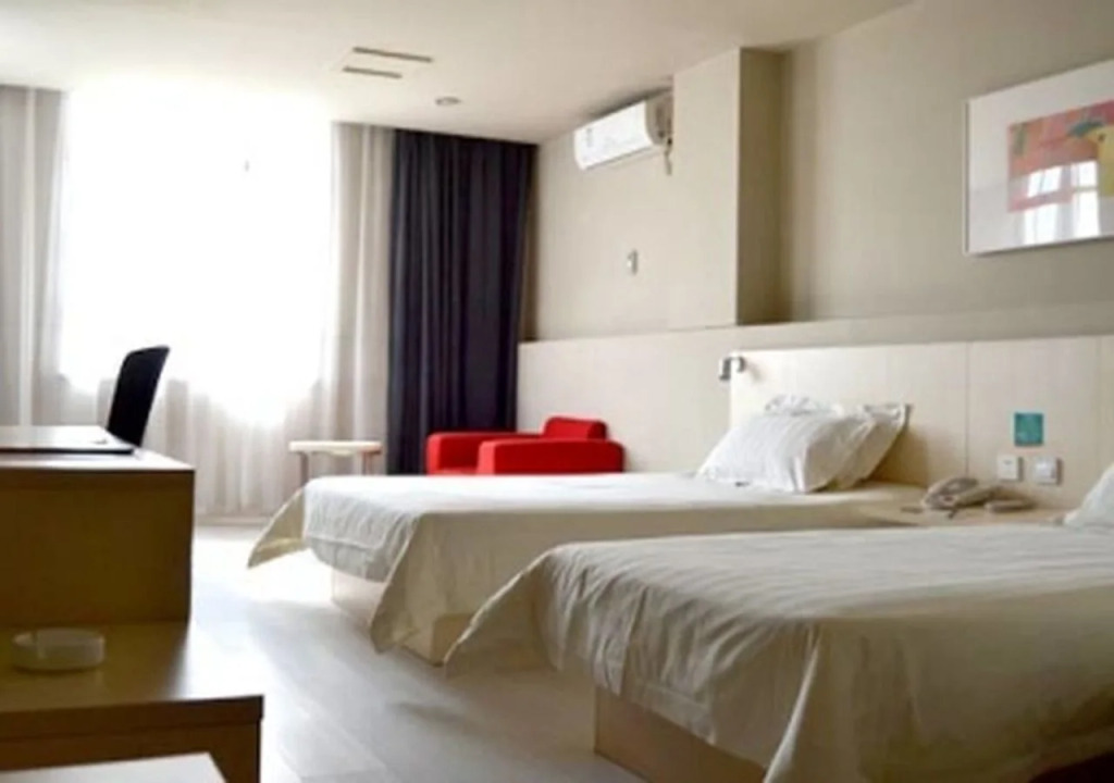 Jinjiang Inn Select Chengdu Daqfeng Huhui Avenue