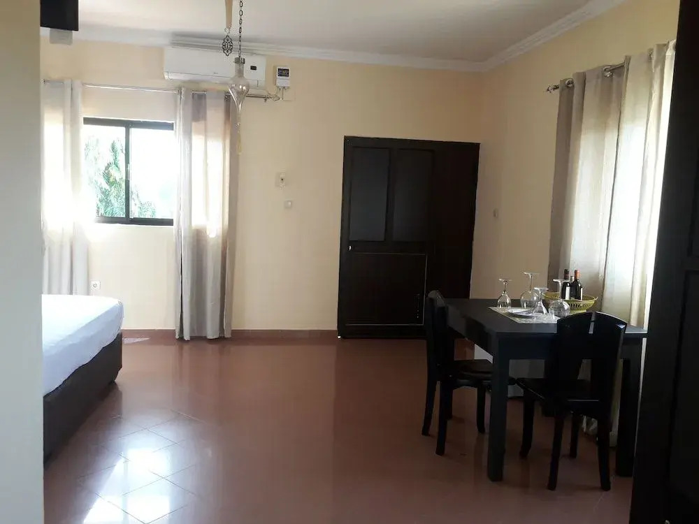 Best Morro Bento City Guest House