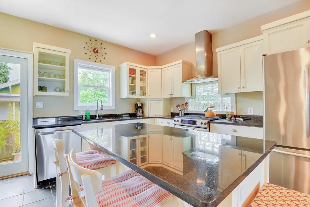 Phinney Ridge Horizon House - Three Bedroom Home