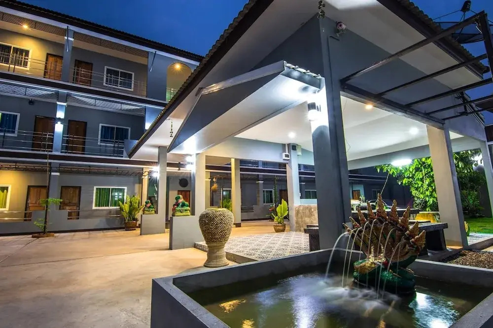 Nawaporn Resort