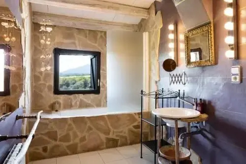 Can Patiras B&B