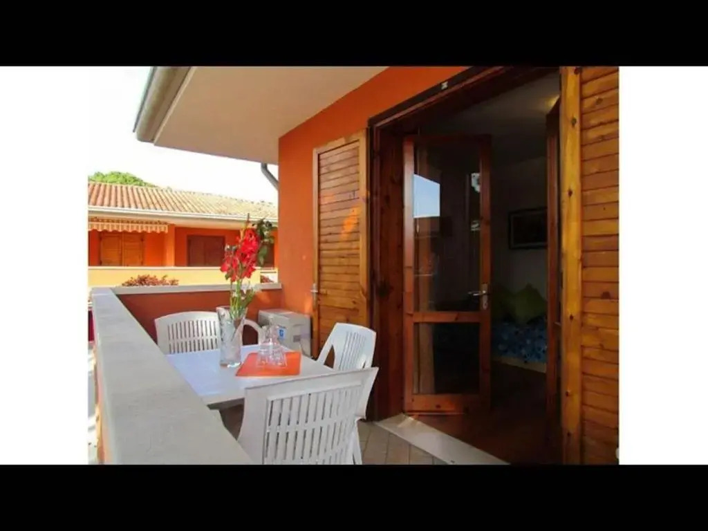 Chill in our Gorgeous Pool-beahost