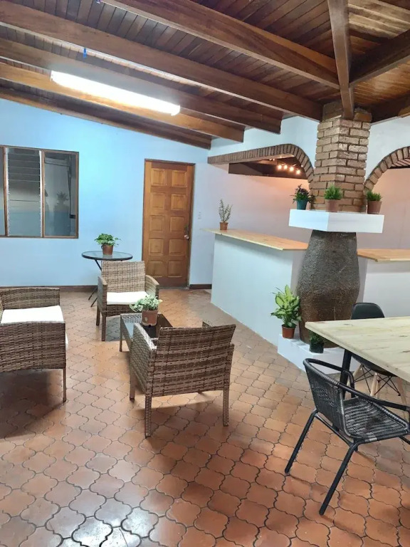 Global House Costa Rica Backpackers