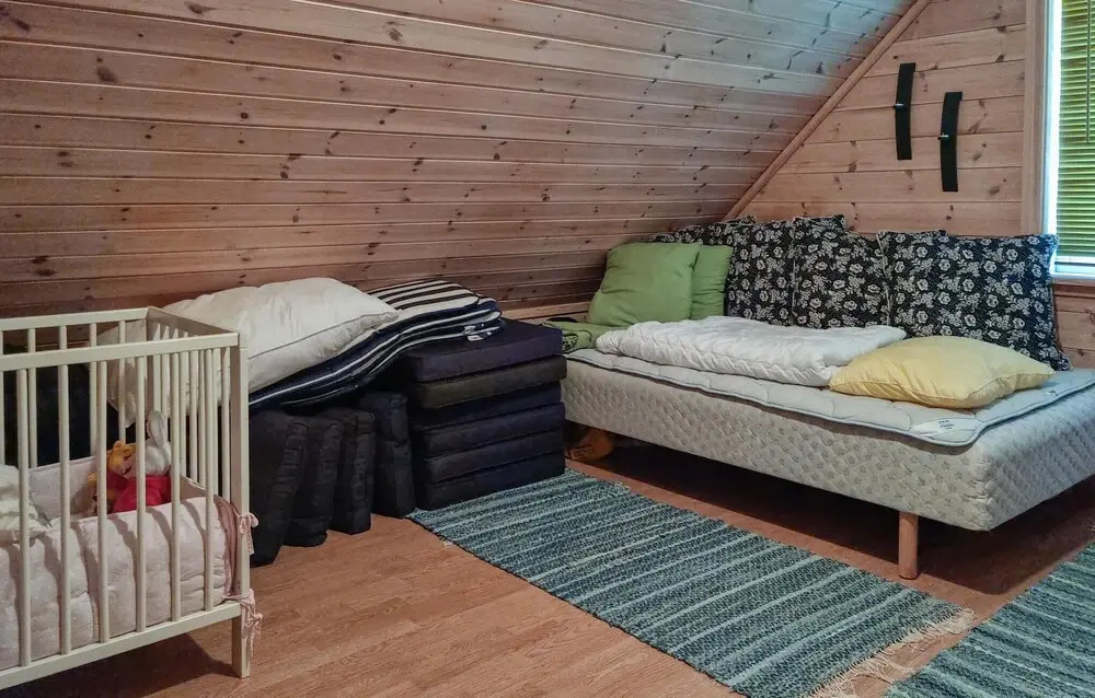 3 Bedroom Beautiful Home In Flekkerøy