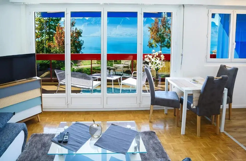 Studio with Lake View