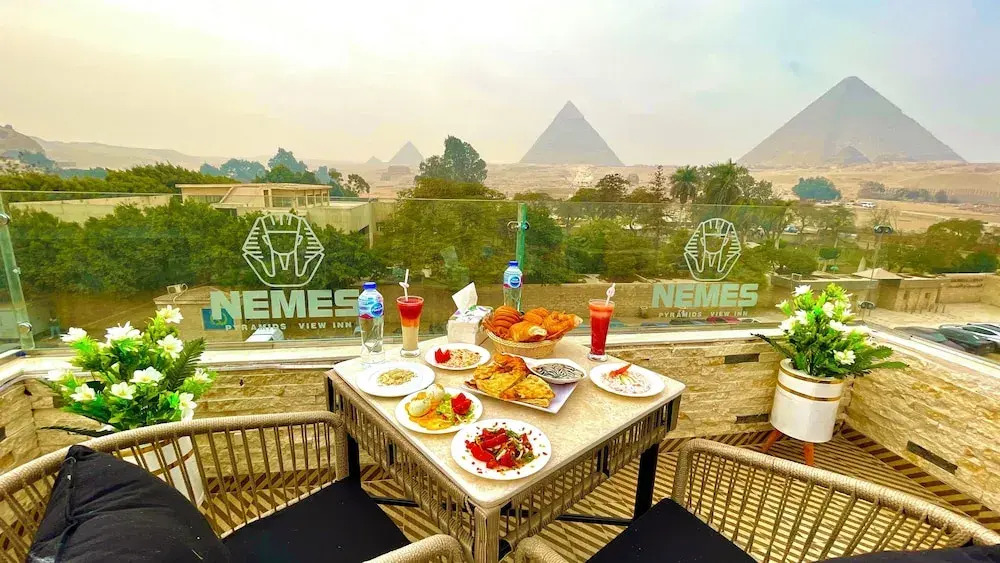 NEMES Pyramids View INN