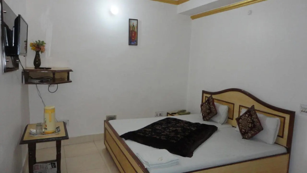 Hotel Swarajya Palace