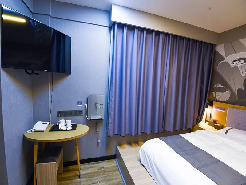 Thank Inn Hotel Shaanxi Mianshuiwan Square