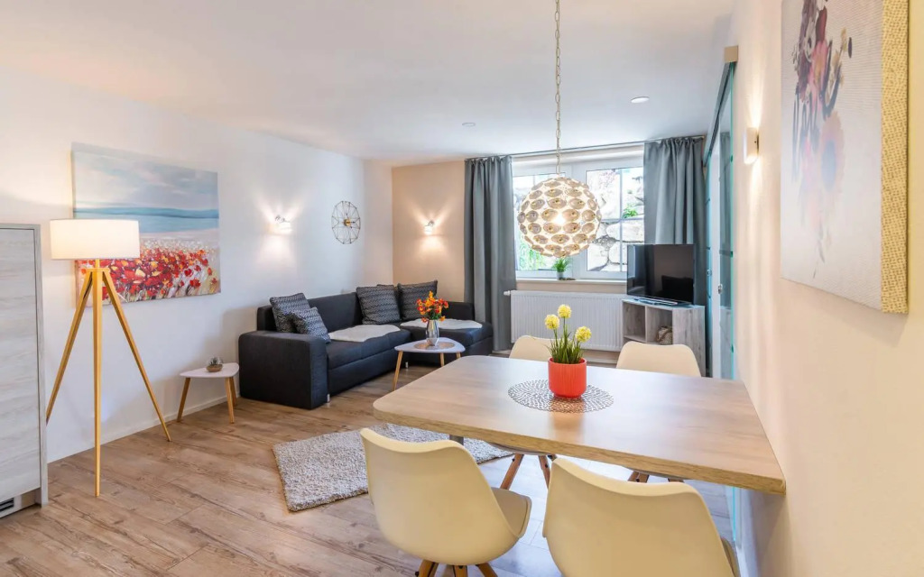 Ferienwohnung "Hirschbergsuite" am Schliersee mit Frühstück - 2min zum See mit Sauna & Frühstück