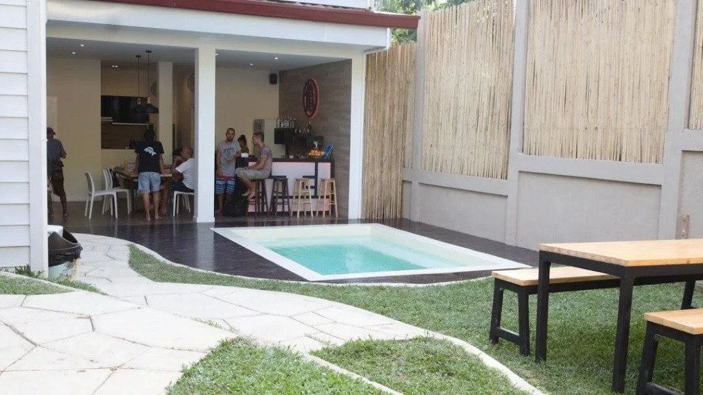 Kame House Backpackers - Hostel - Adults Only