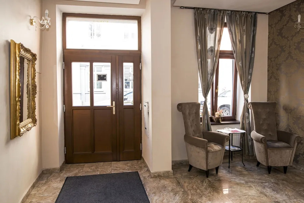 Garni Hotel VIRGO